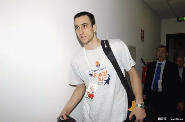 里程碑夜浙江稠州伤情更新；意大利杯今晨刷纪录；质疑声仍在；身体对抗强度拉满(西布朗对女王公园巡游者的比分预测)